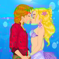 Lover Kissing Dress Up
